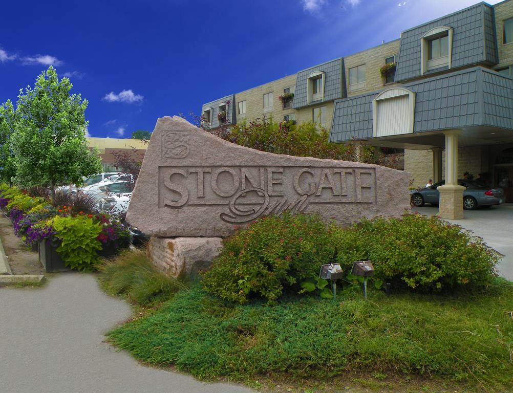 Stone Gate Inn Orillia Extérieur photo